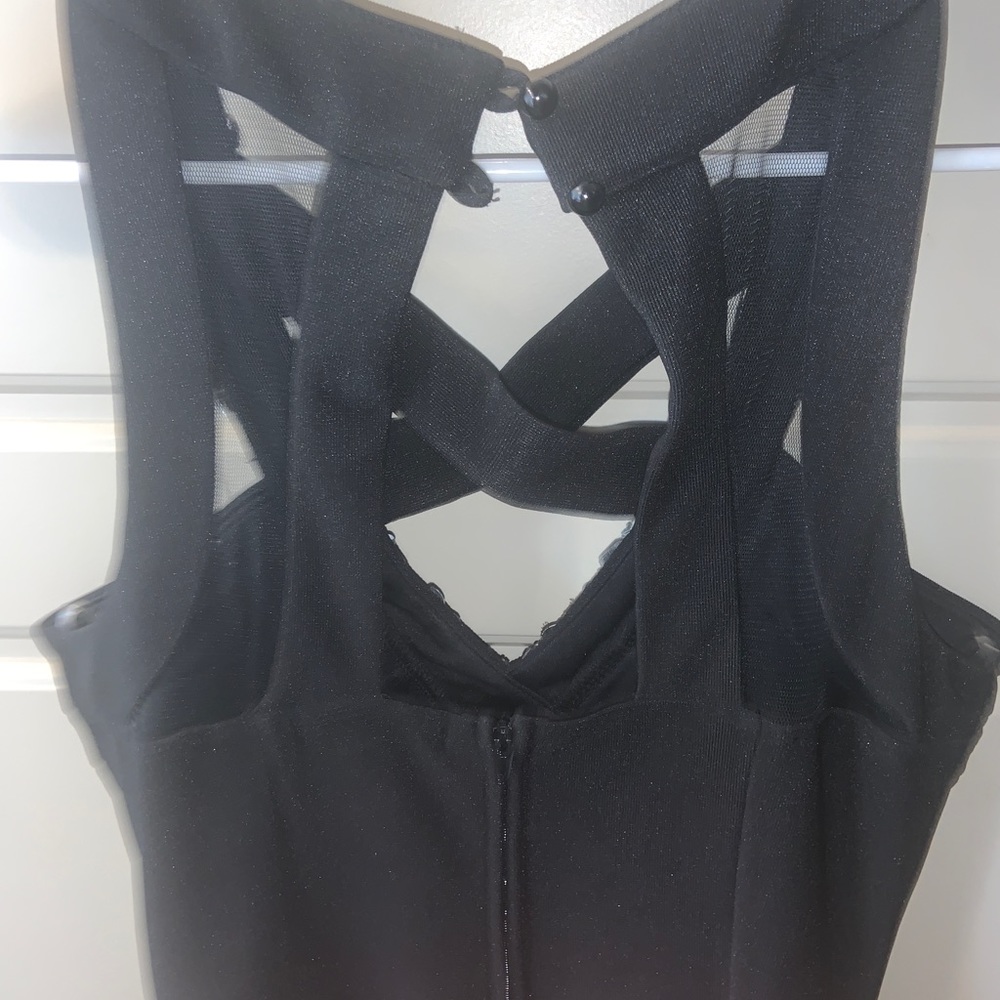 Dress - Picture 3 of 3